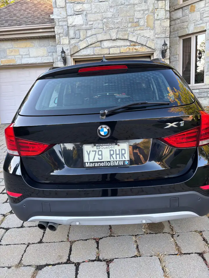 BMW X1 снимка BMW X1