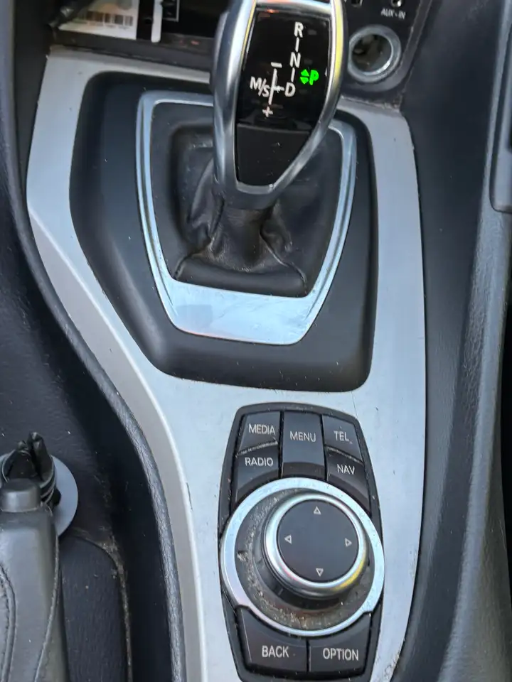 BMW X1 снимка BMW X1