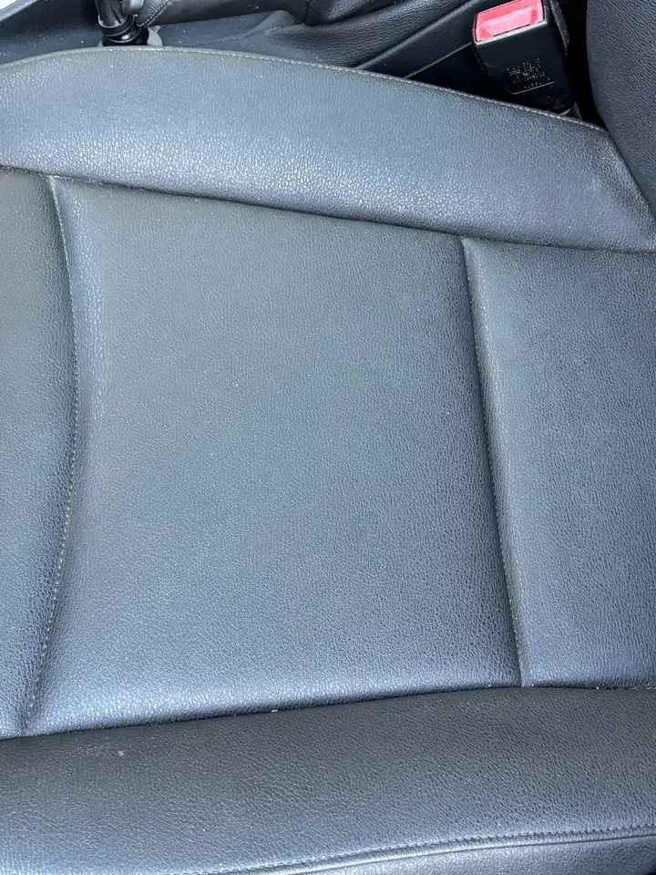 BMW X1 снимка BMW X1