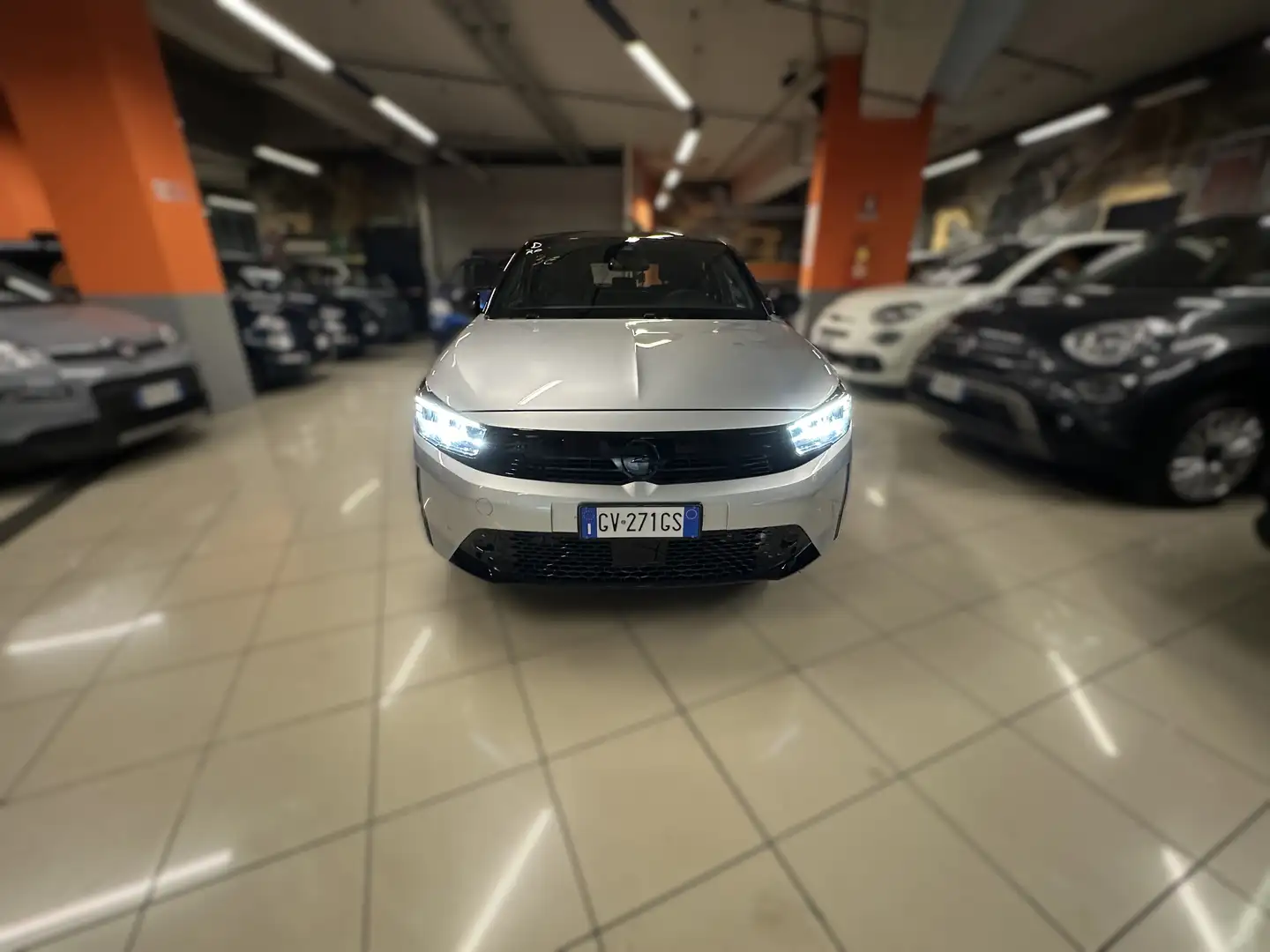 Opel Corsa Corsa VI 2023 1.2 GS line 100cv at8 Argento - 1