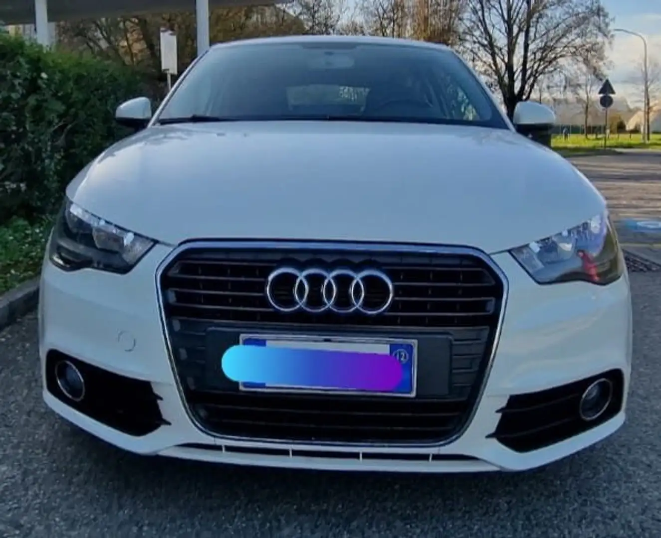 Audi A1 A1+1.6+tdi+Ambition+c/clima+90cv Bianco - 2