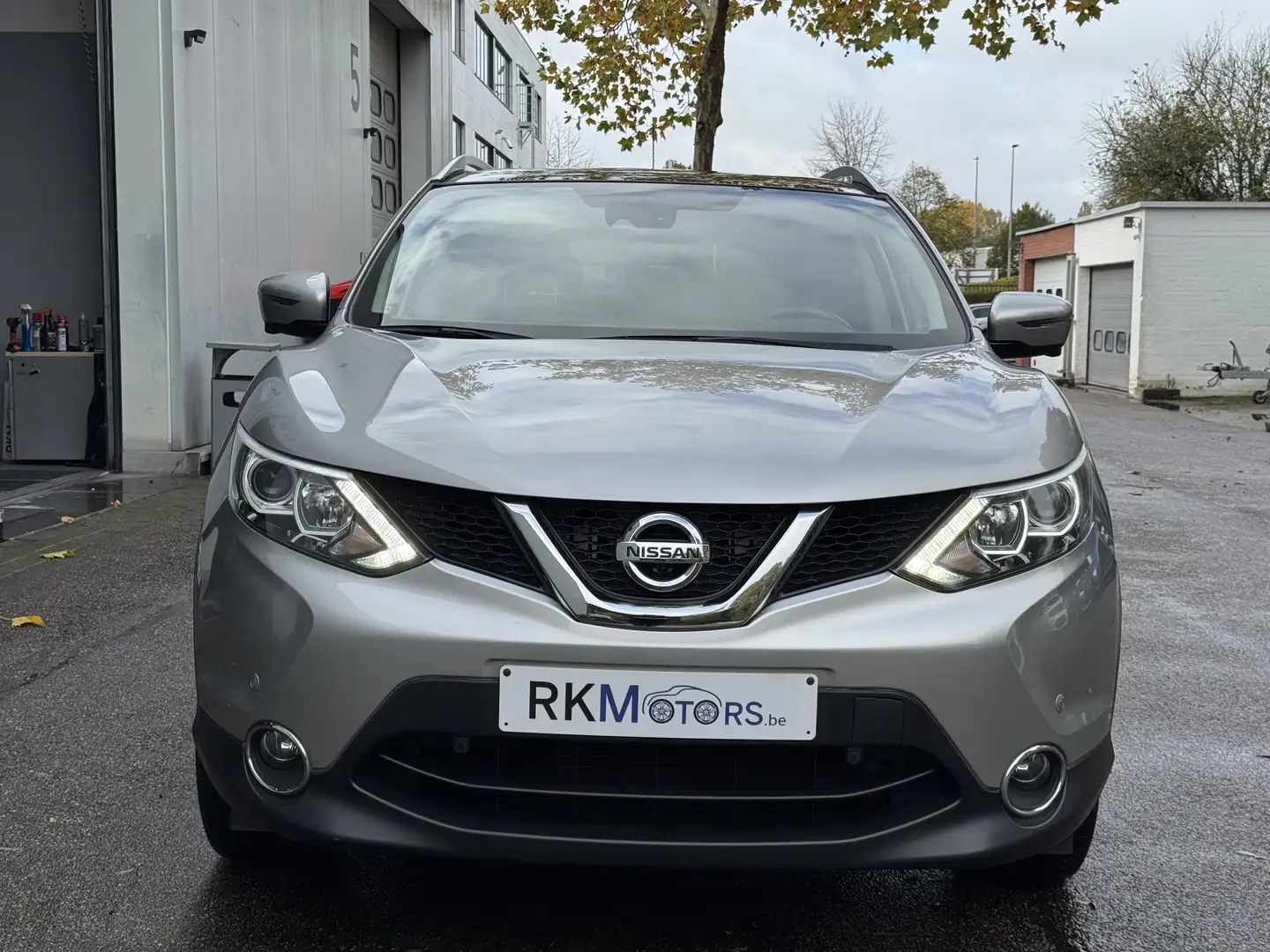 Nissan Qashqai Qashqai 1.2 DIG-T N-Connecta Grijs - 2