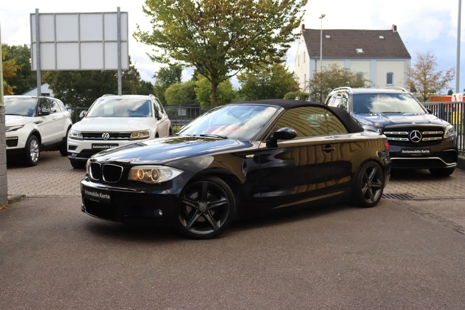 BMW 118 i Cabrio Xenon PDC M-Paket LEDER SHZ Schwarz - 2