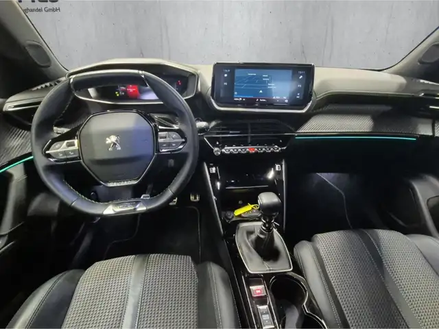 Peugeot 2008 view 12