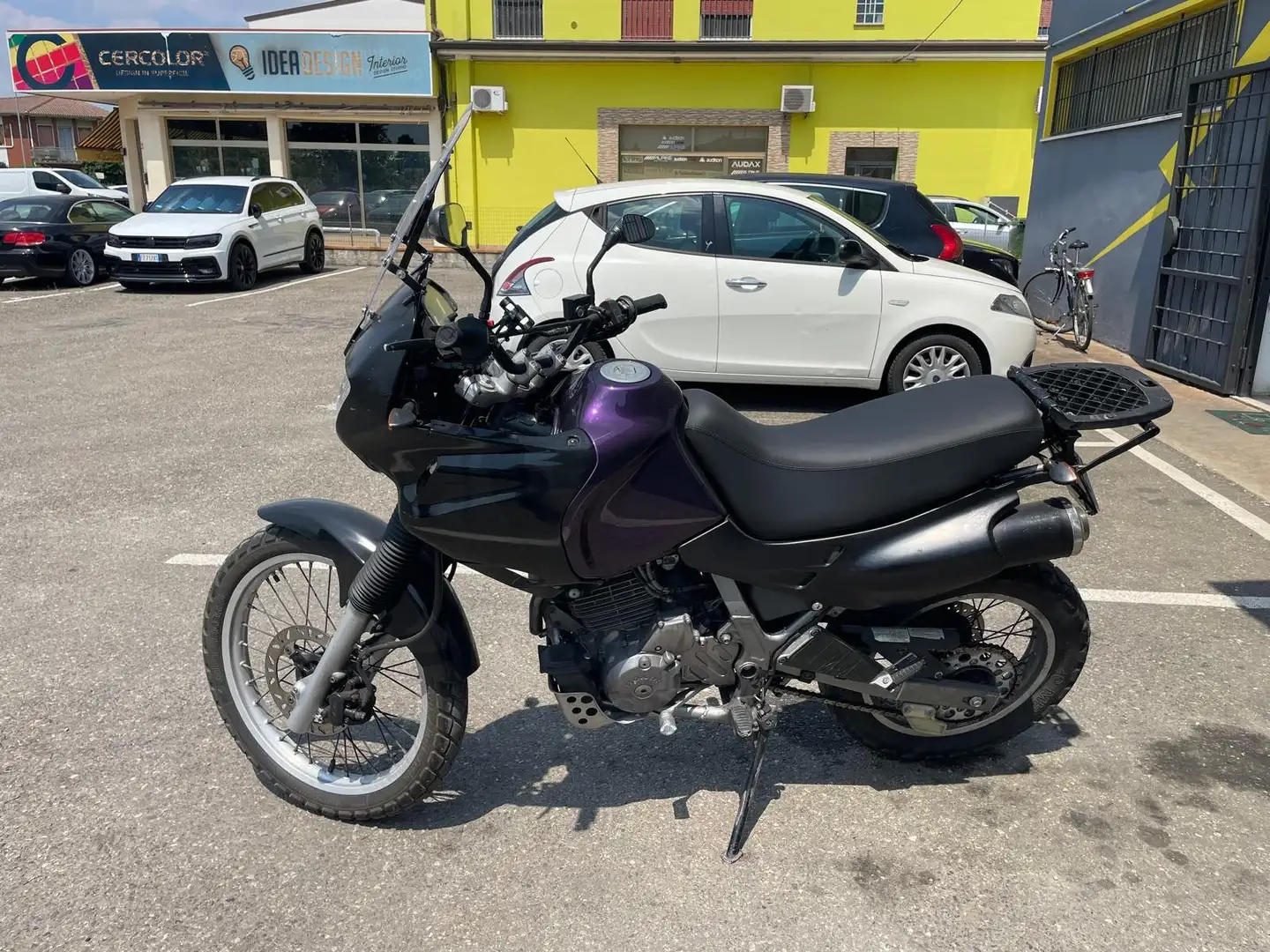 Honda NX 650 DOMINATOR Zwart - 2