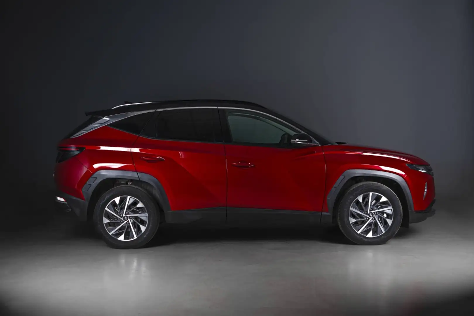 Hyundai TUCSON 1.6 CRDI 48V Tecno 2C 4x2 Rot - 2