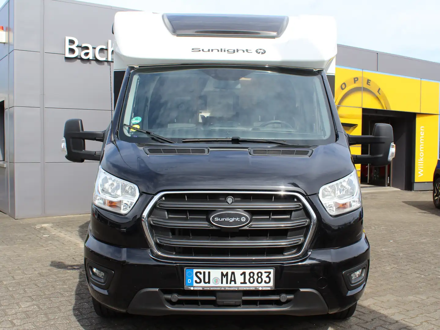 Ford Transit Wohnmobil Teilintegriert Sunlight Adventure Editon Schwarz - 2