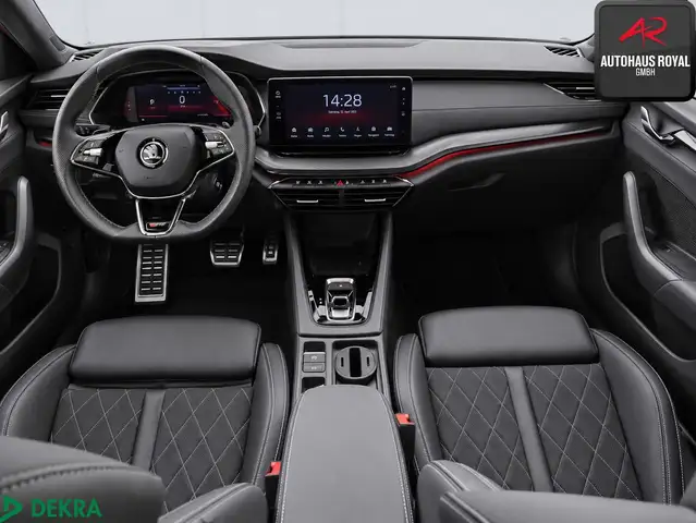 Skoda Octavia view 2