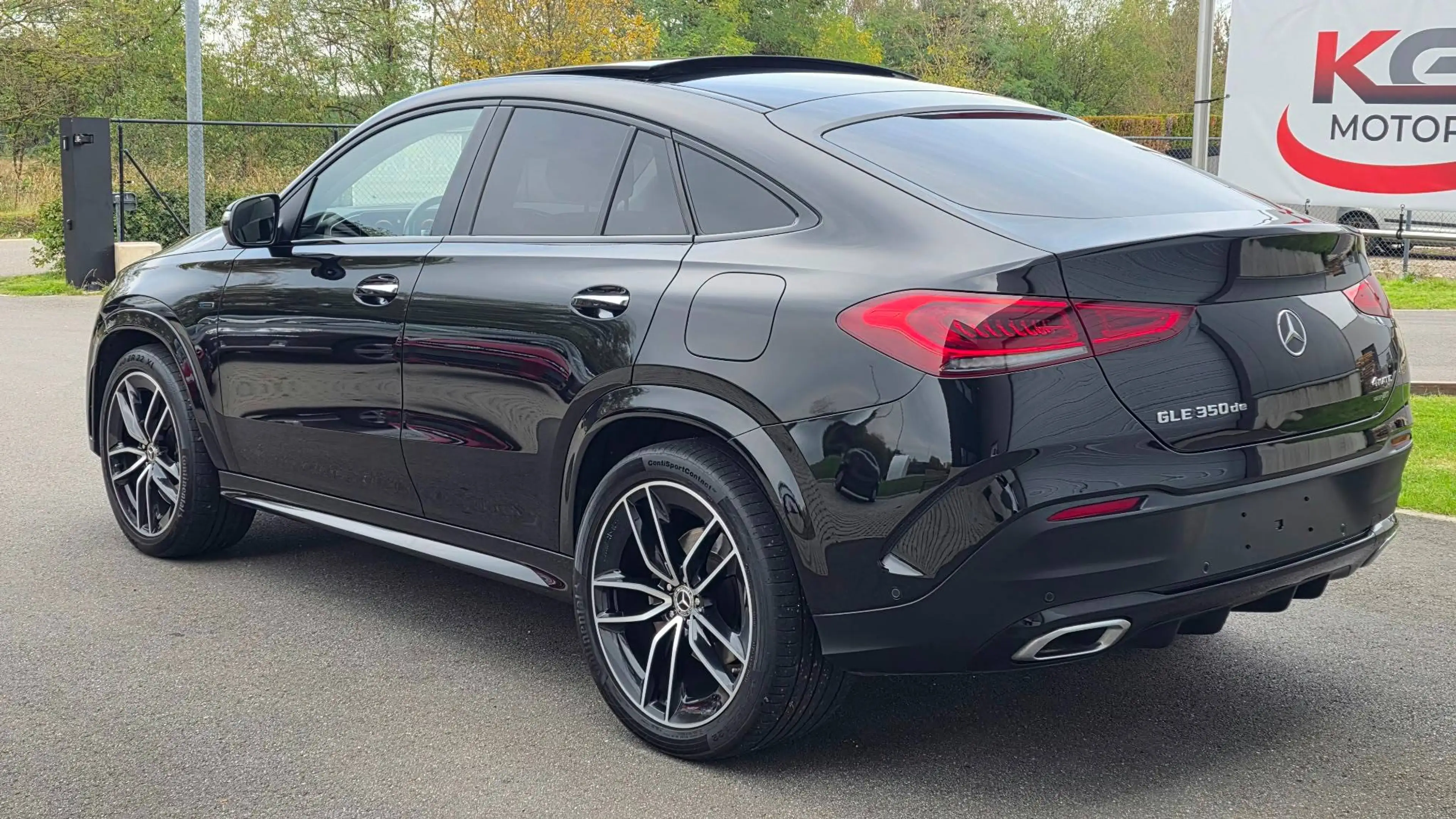 Mercedes-Benz GLE 350 GLE 350 de 4-Matic PHEV — photo 4