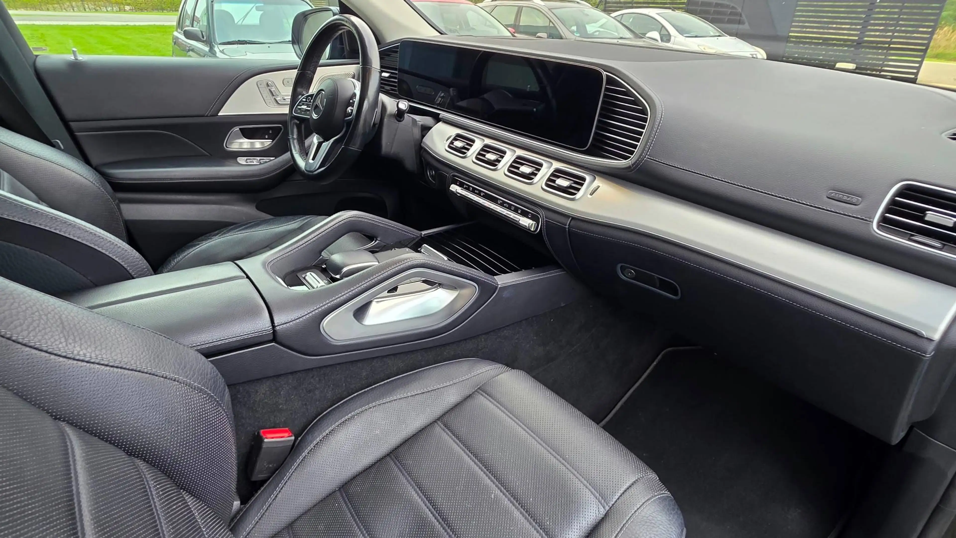 Mercedes-Benz GLE 350 GLE 350 de 4-Matic PHEV — photo 13