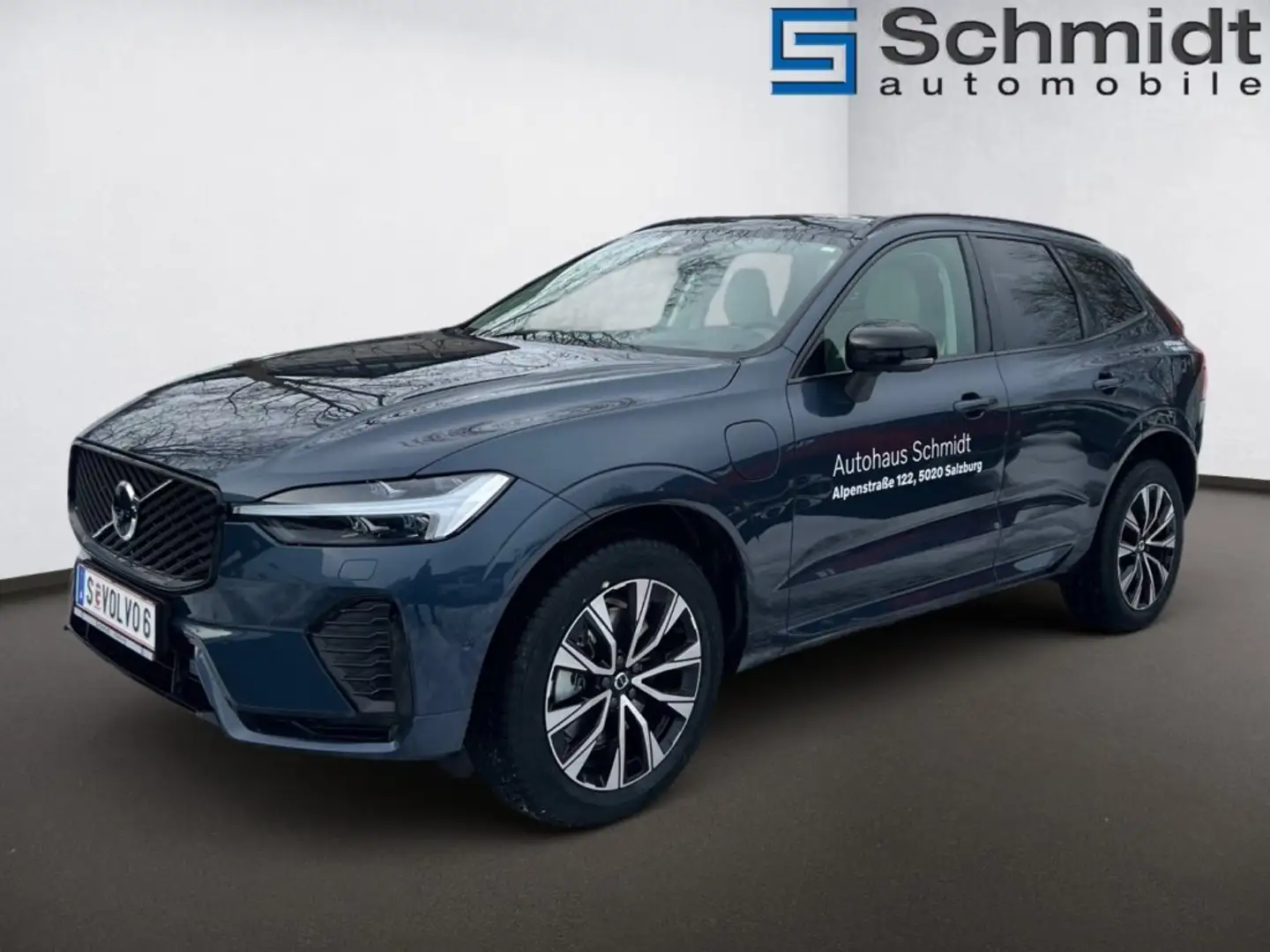 Volvo XC60 Ultra, T6 AWD Plug-in Hybrid, Elektrisch/Benzin, Dark Blau - 2