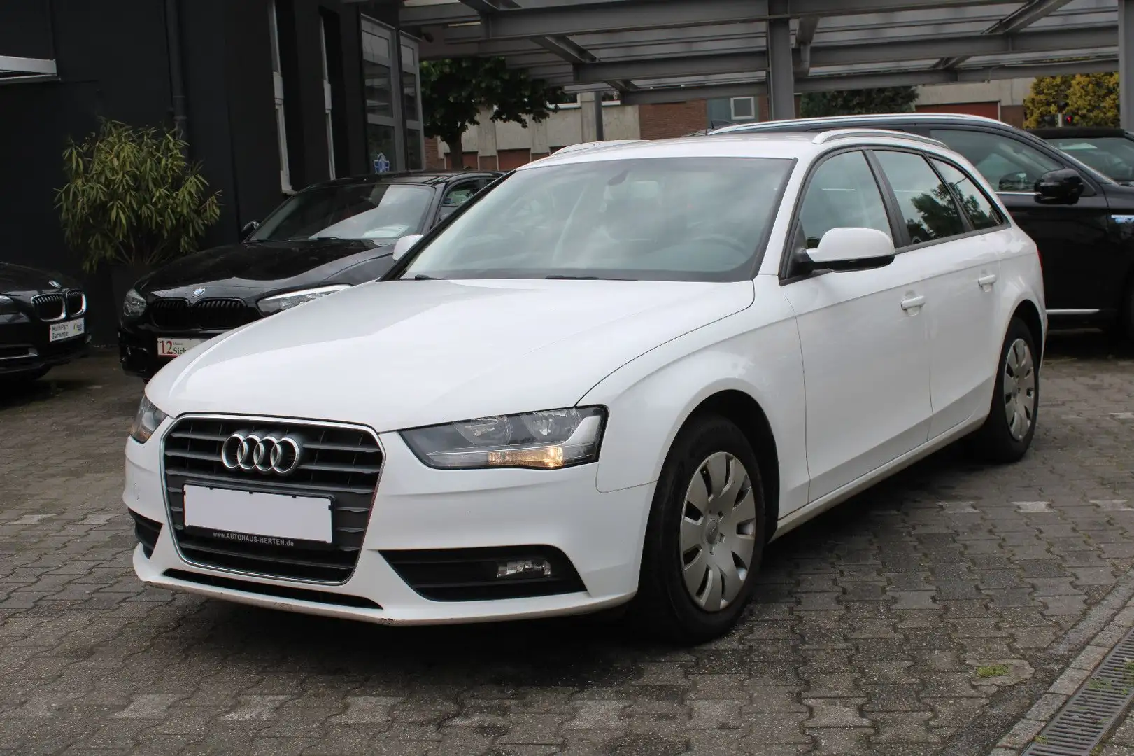 Audi A4 Avant 1.8 TFSI Attraction*KOMBI*NAVI*AHK*PDC* Blanco - 1