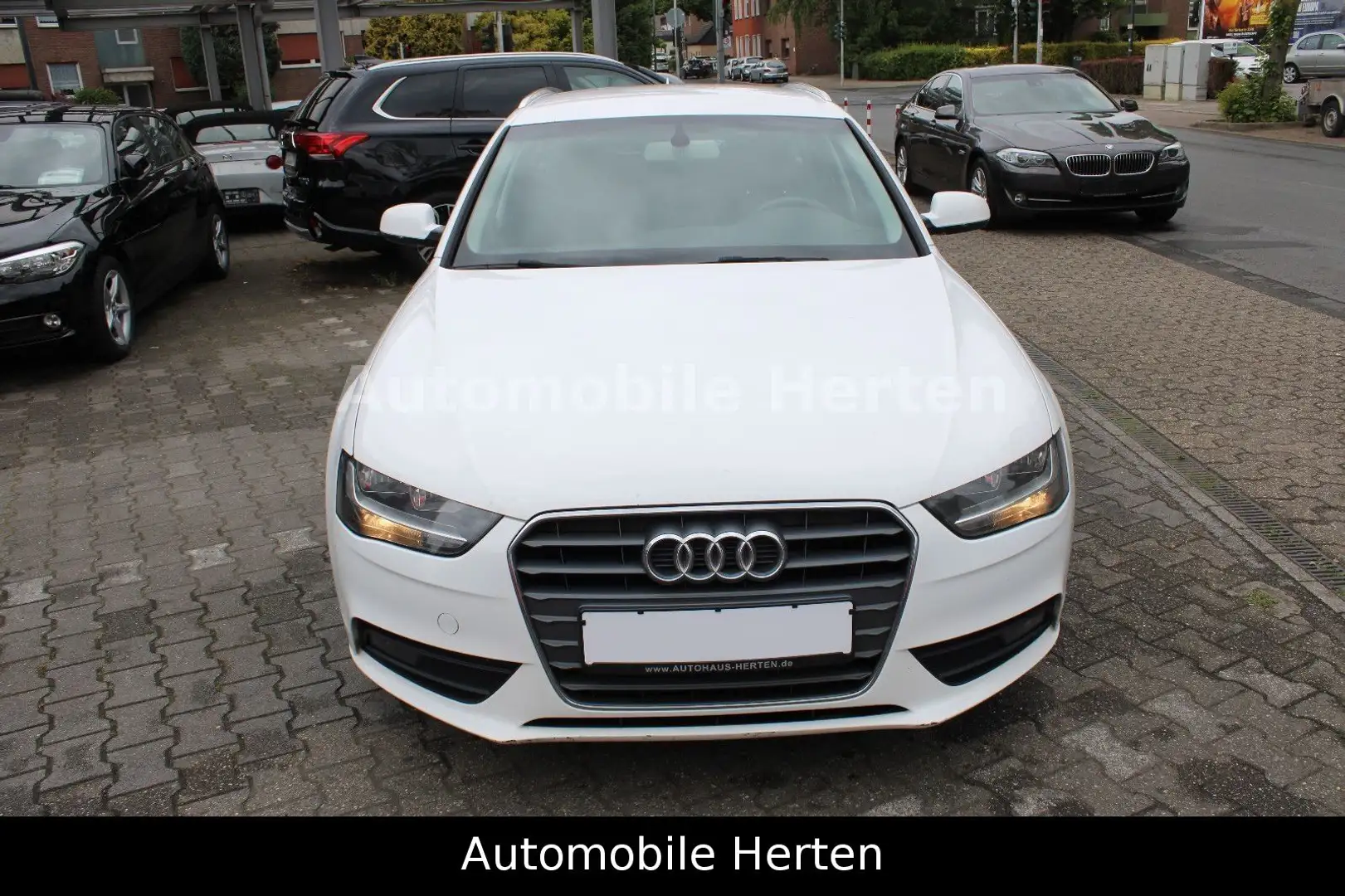Audi A4 Avant 1.8 TFSI Attraction*KOMBI*NAVI*AHK*PDC* Blanc - 2