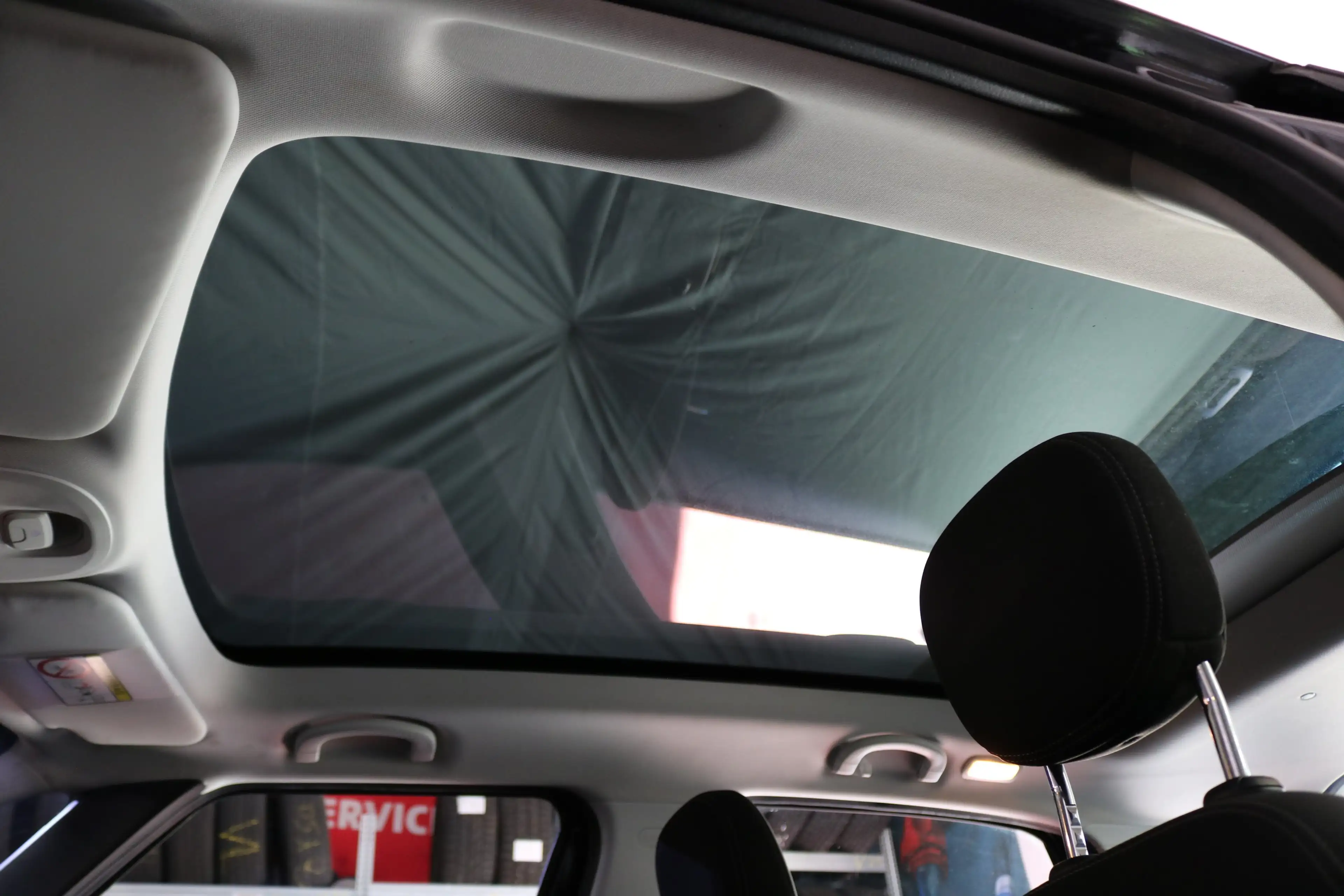Fiat 500L 1.4 Cross Sport*2HAND*Panorama*PDC*Klimaaut*u.v.m — photo 9