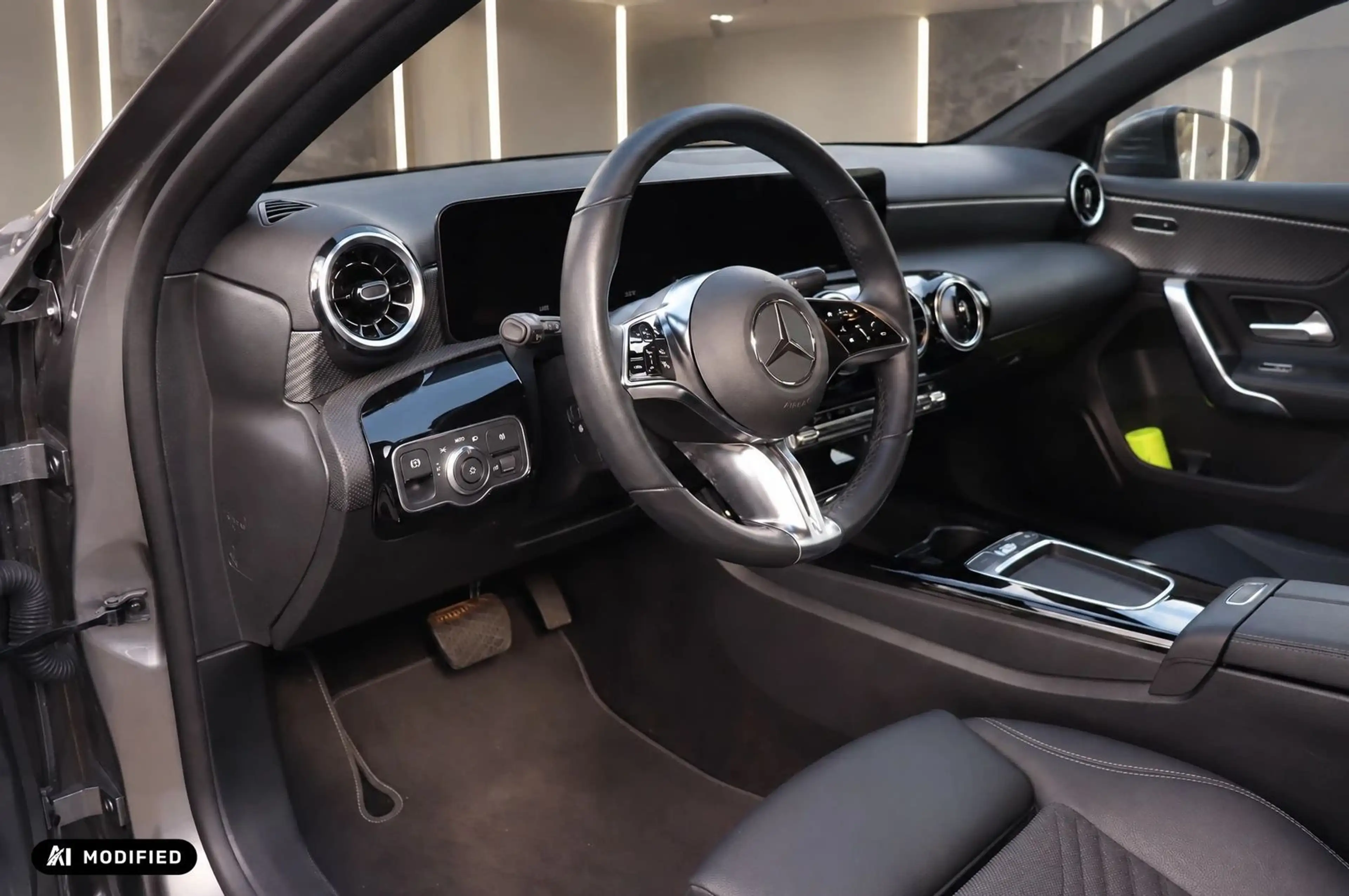 Mercedes-Benz A 250 e  Progressive — photo 9