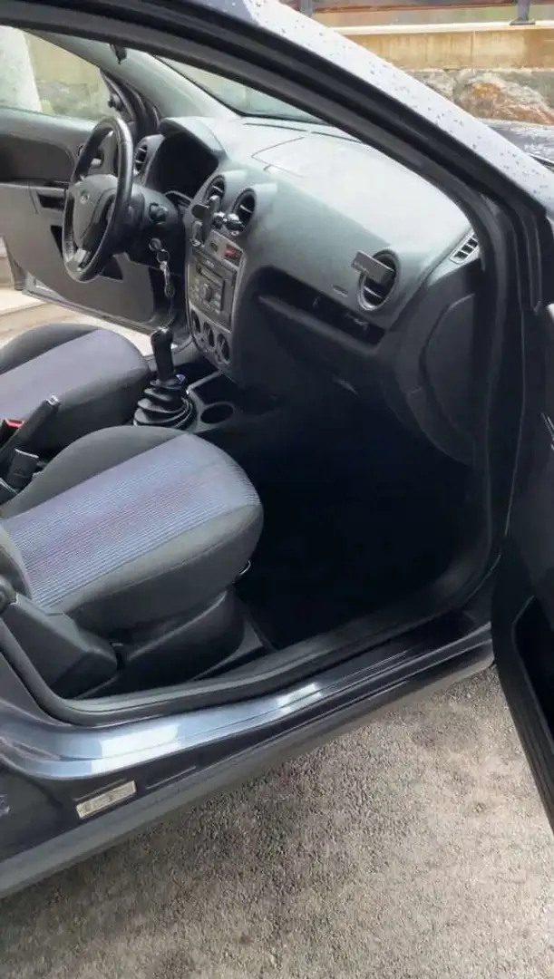 Ford Fusion Fusion Ecosport 1,4 TDCi Ecosport Schwarz - 2