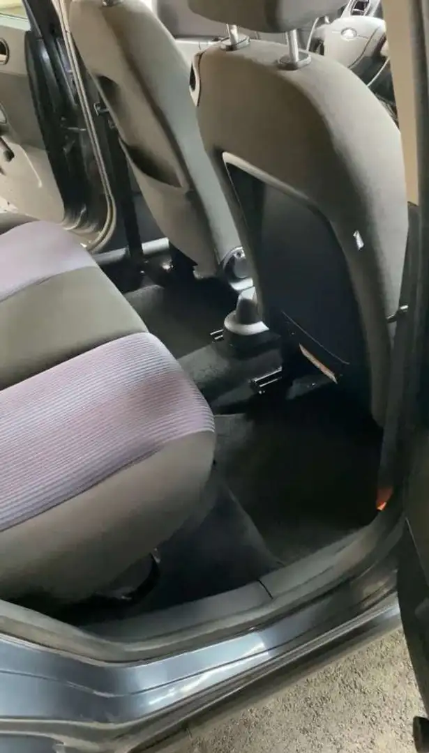 Ford Fusion Fusion Ecosport 1,4 TDCi Ecosport Schwarz - 1