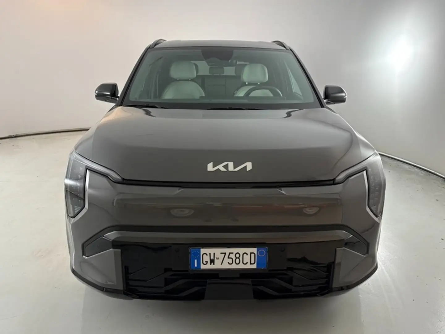Kia EV3 81,4 kWh  GT-line Gris - 2