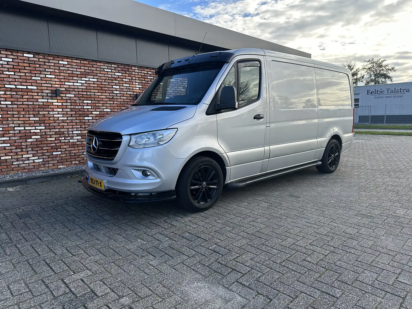 Mercedes-Benz Sprinter 314 2.2 CDI L2H1 Grijs - 2