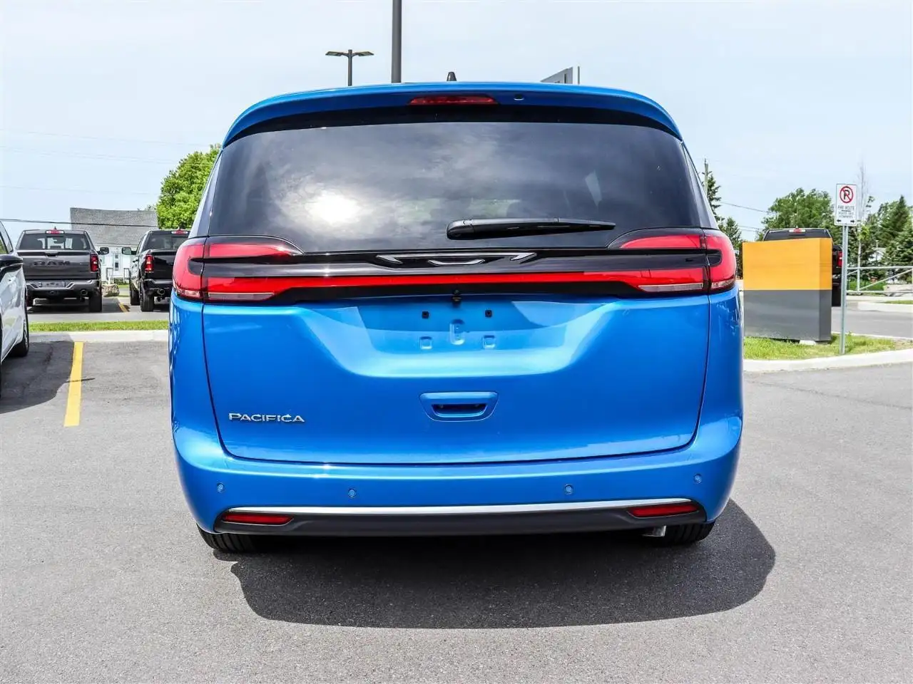Chrysler Pacifica fotografie Chrysler Pacifica
