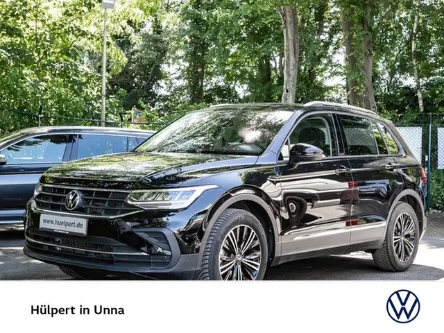 Volkswagen Tiguan 2.0 ACTIVE AHK KAMERA ALU18" NAVI SITZHEIZ