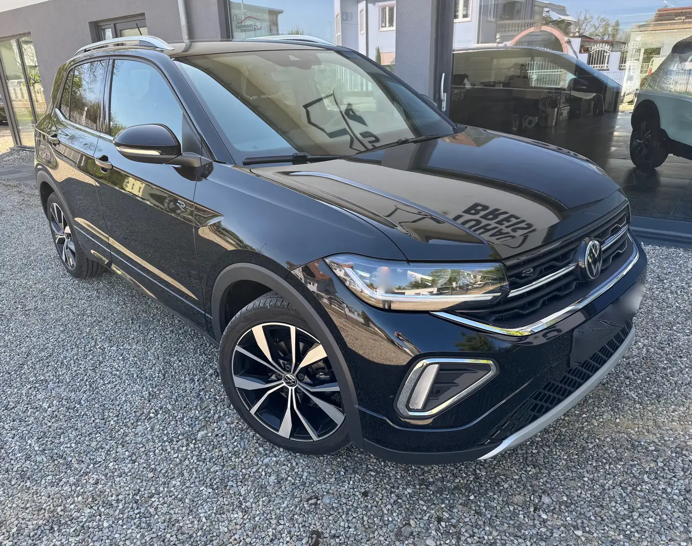 Volkswagen T-Cross 1.5 TSI 110 kW R-Line Schwarz - 1