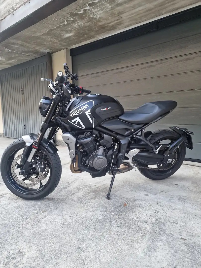 Triumph Trident 660 Noir - 2