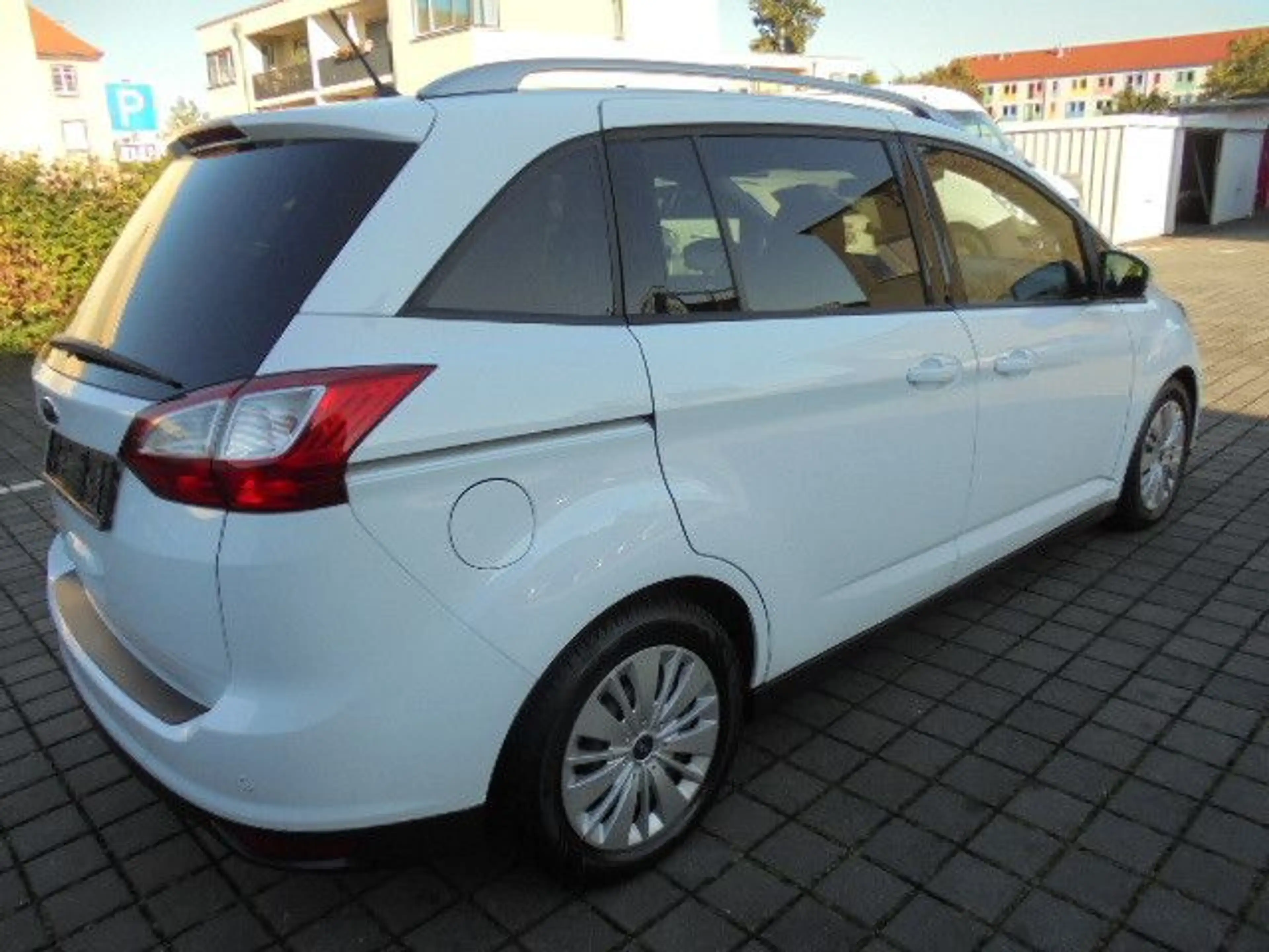 Ford Grand C-Max Cool & Connect — photo 4