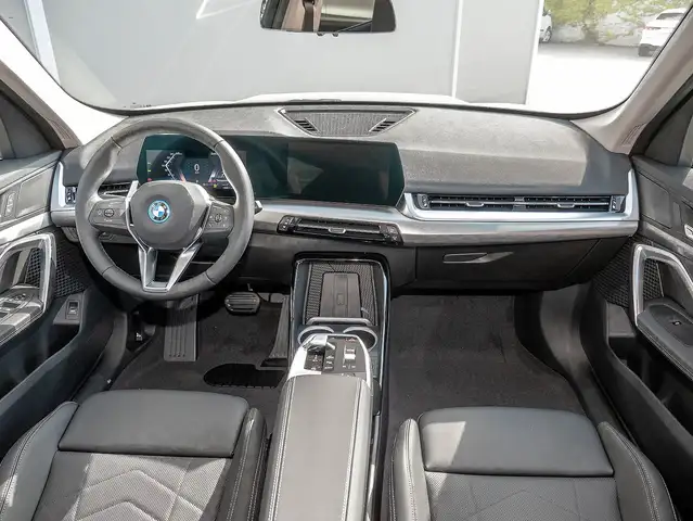 BMW X1 view 5