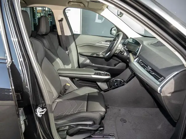 BMW X1 view 4