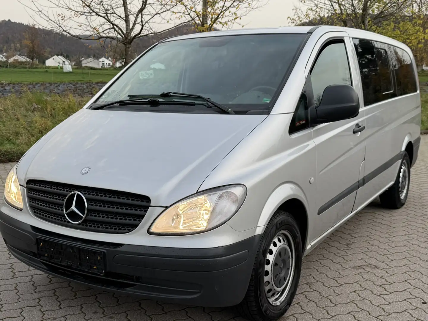 Mercedes-Benz Vito 111 CDI lang Behördenfahrzeug Automatik - 2