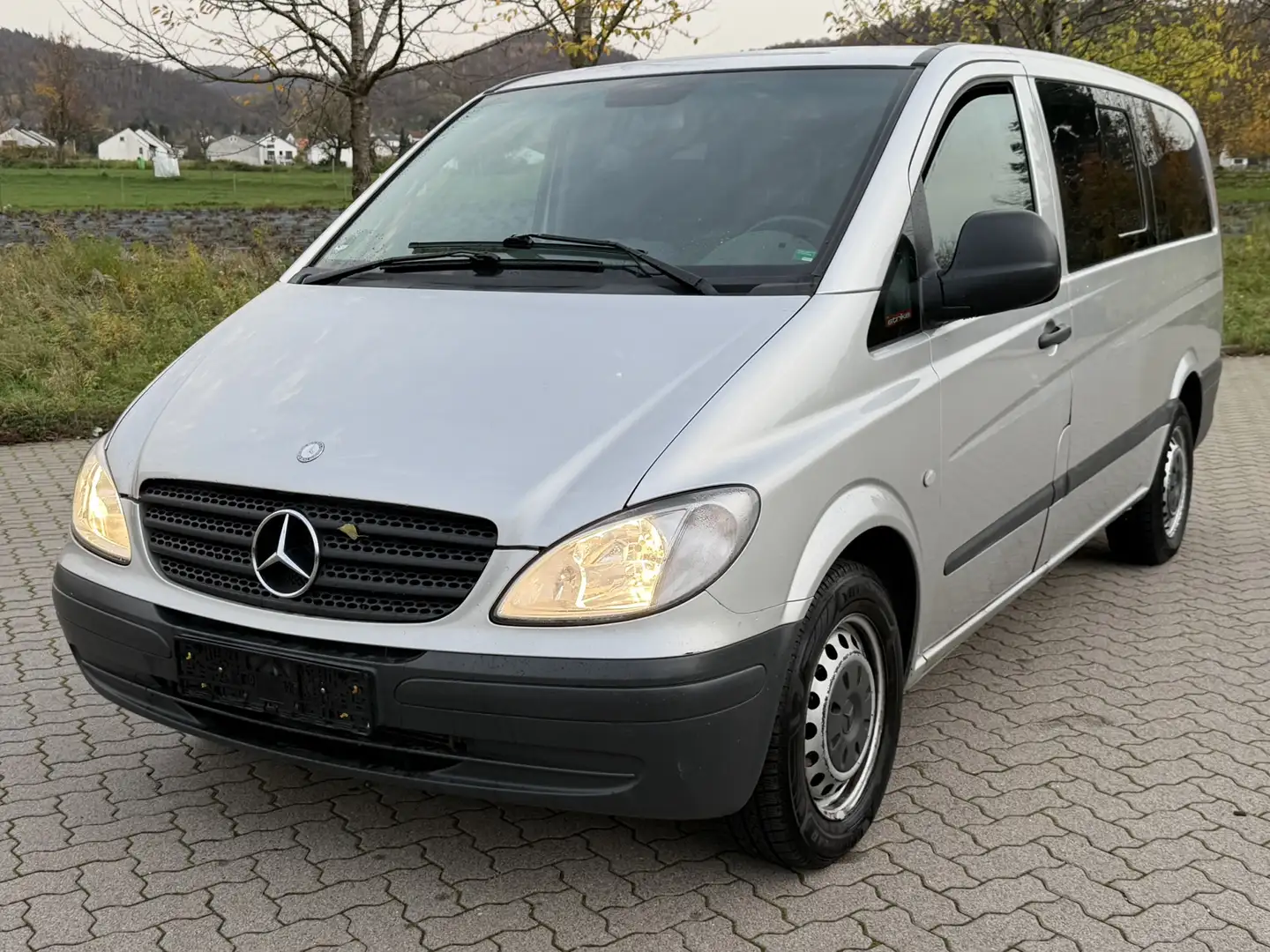 Mercedes-Benz Vito 111 CDI lang Behördenfahrzeug Automatik - 1