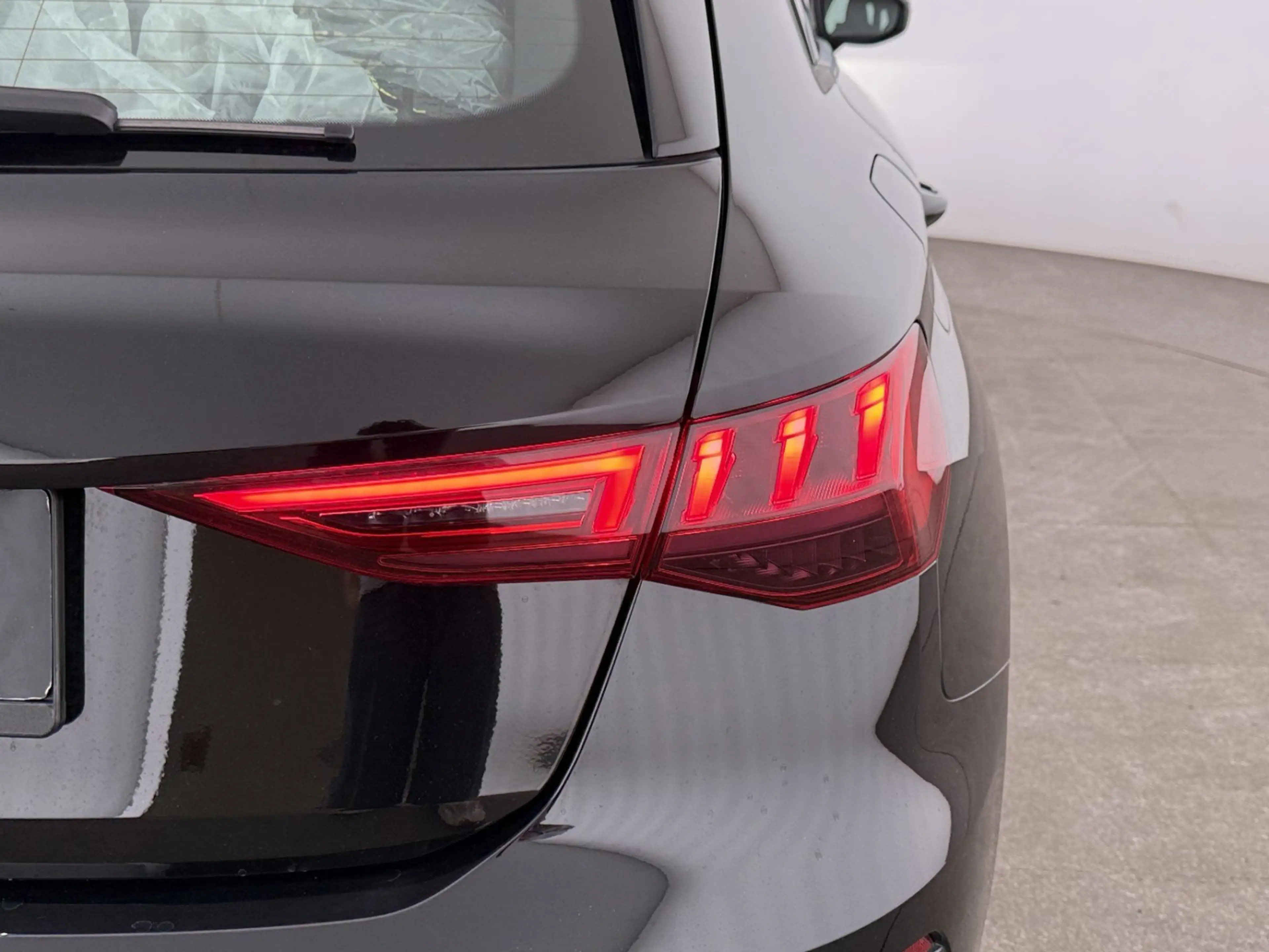 Audi A3 SB 35 TDI advanced Aut LED NAVI SITZHZG ASSIST — photo 11