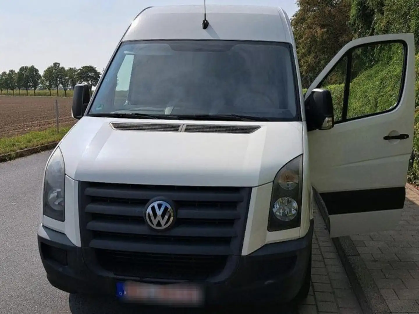Volkswagen Crafter Kasten L2H2 2.5 TDI Weiß - 1