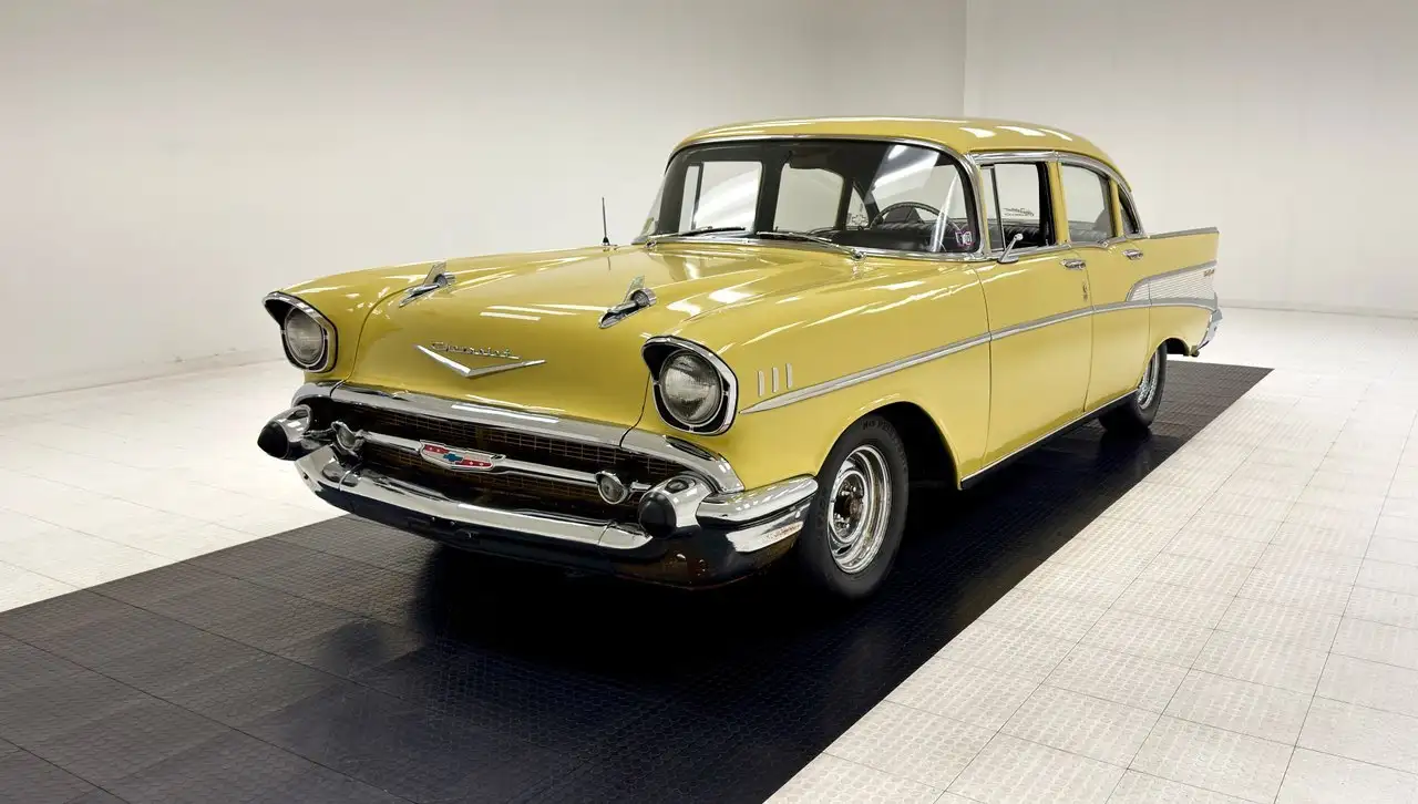 Chevrolet Bel Air 4 Door Sedan, foto 1