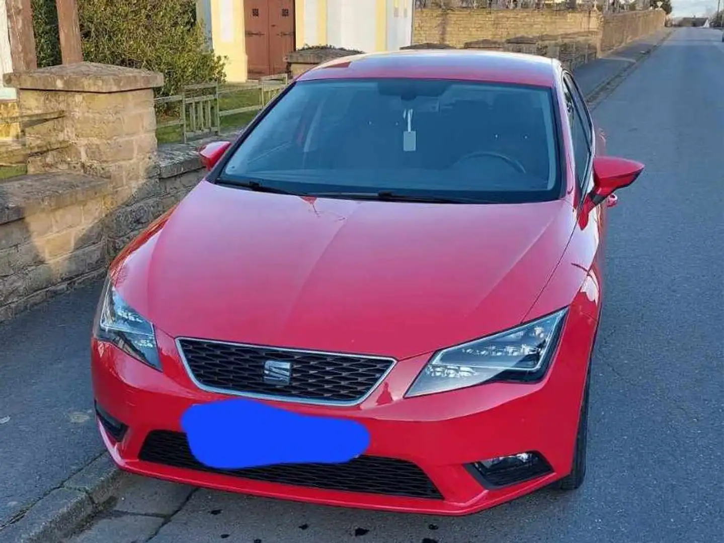 SEAT Leon 1.6 CR TDi Reference Rouge - 1