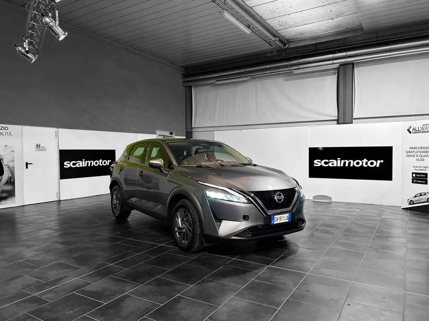 Nissan Qashqai 1.3 mild hybrid Acenta 2wd 158cv xtronic Grijs - 1