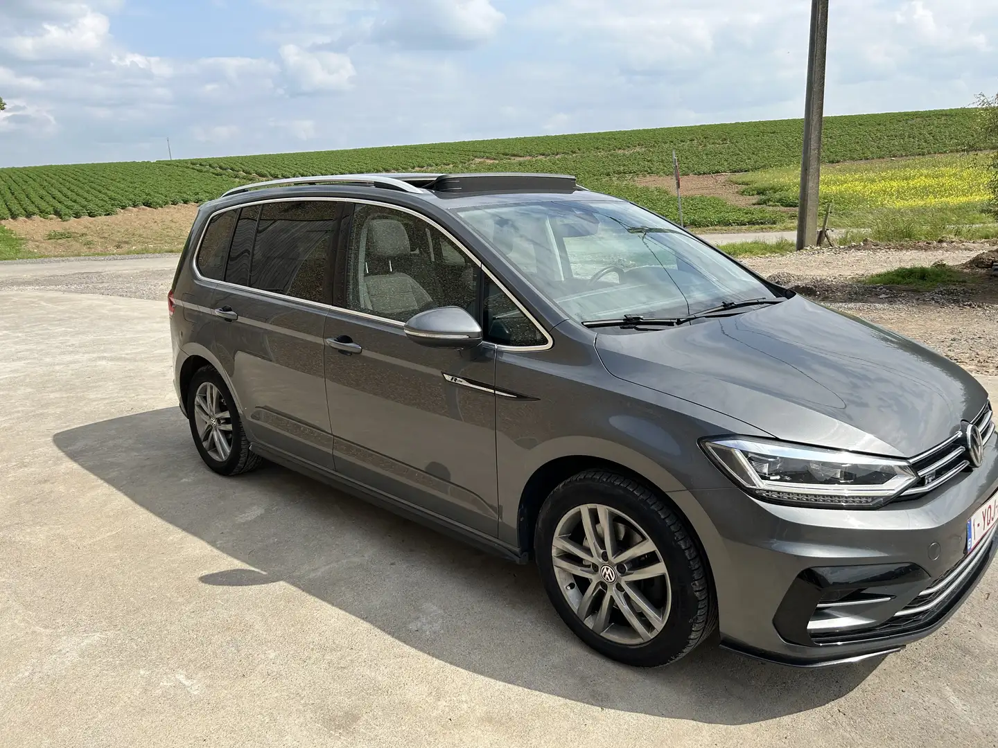 Volkswagen Touran 2.0 TDi SCR Highline (EU6.2) - 1