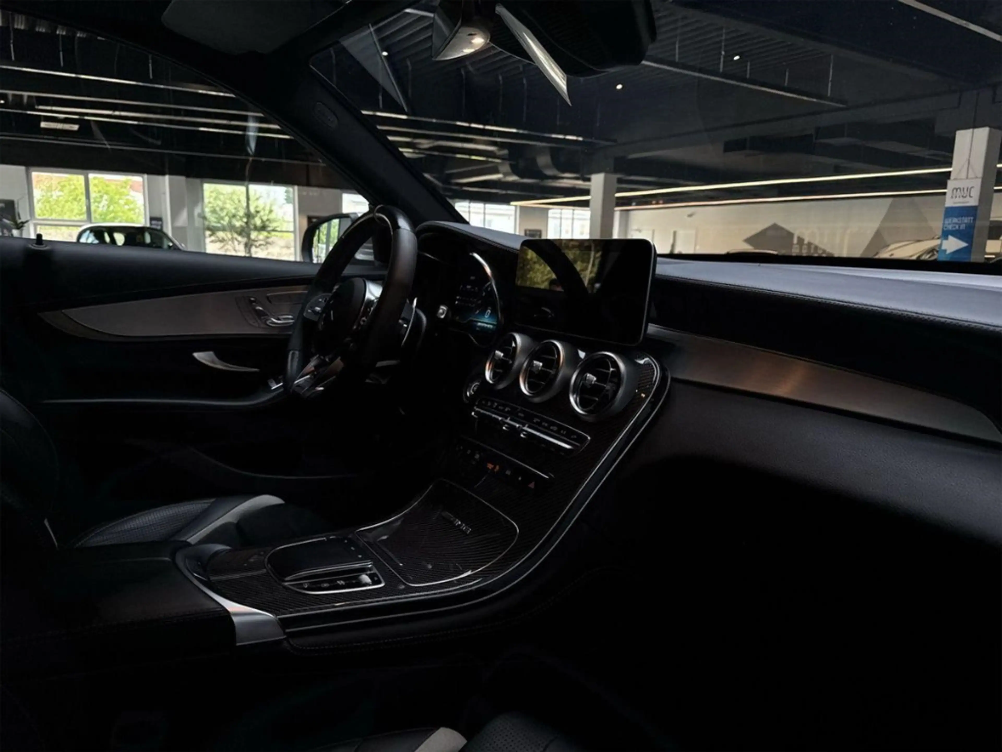 Mercedes-Benz GLC 63 AMG S 4Matic  MOJAVESILBER Scheckheft MB — photo 9