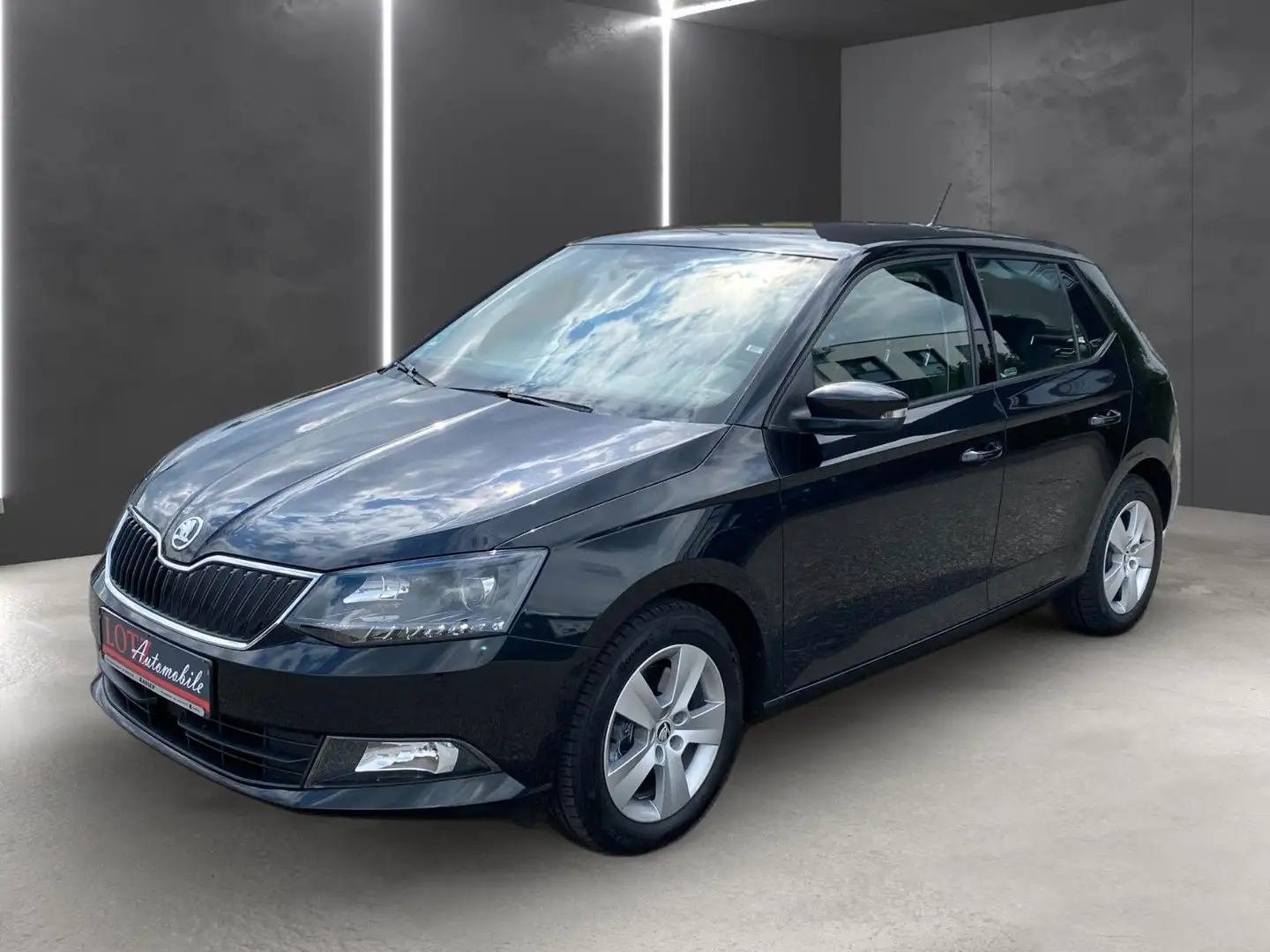 Skoda Fabia Ambition Noir - 2