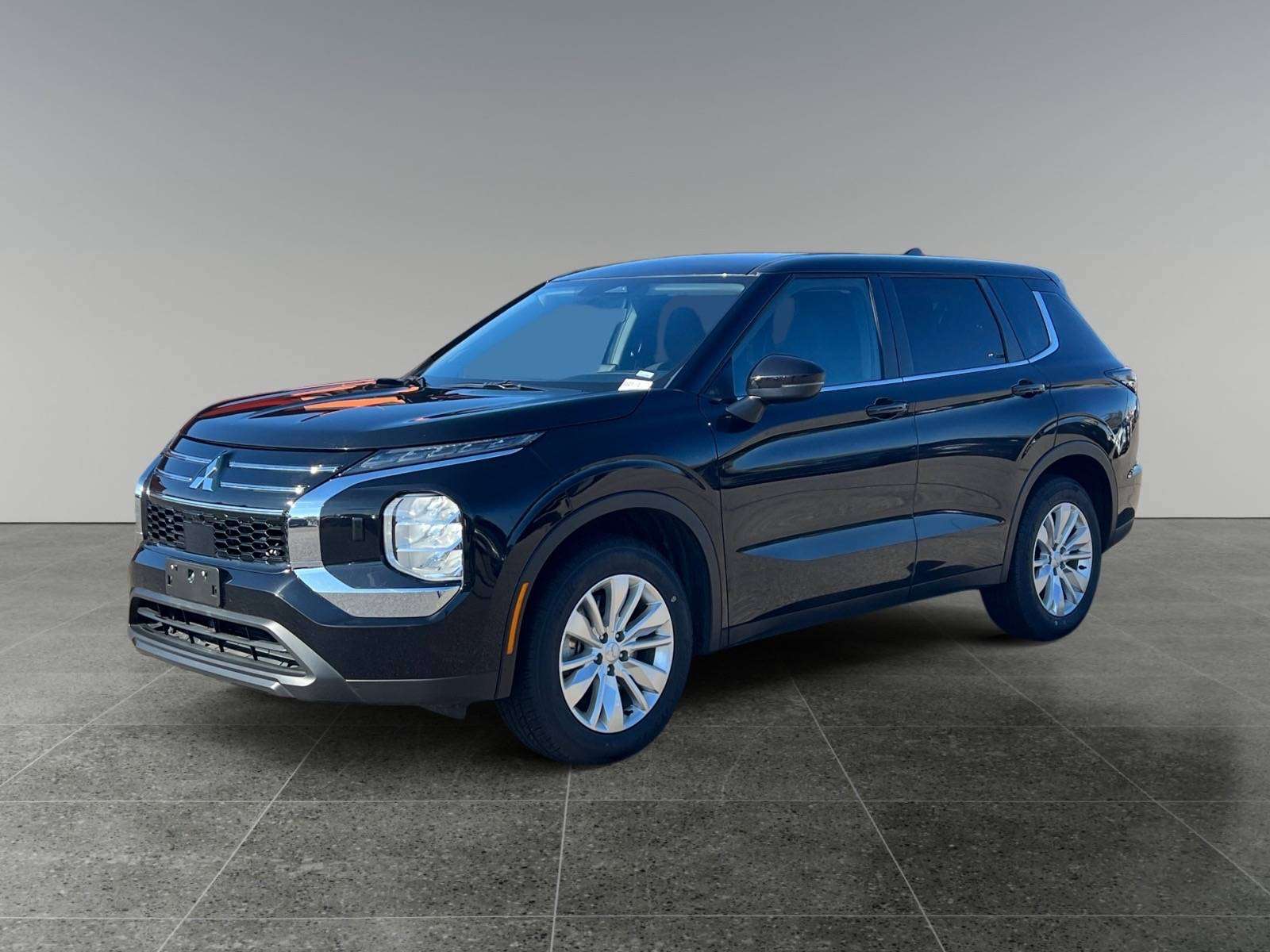2026 Mitsubishi Outlander ES