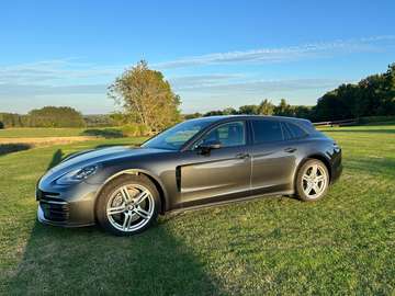 Panamera 4 PHEV Sport Turismo Model 2021