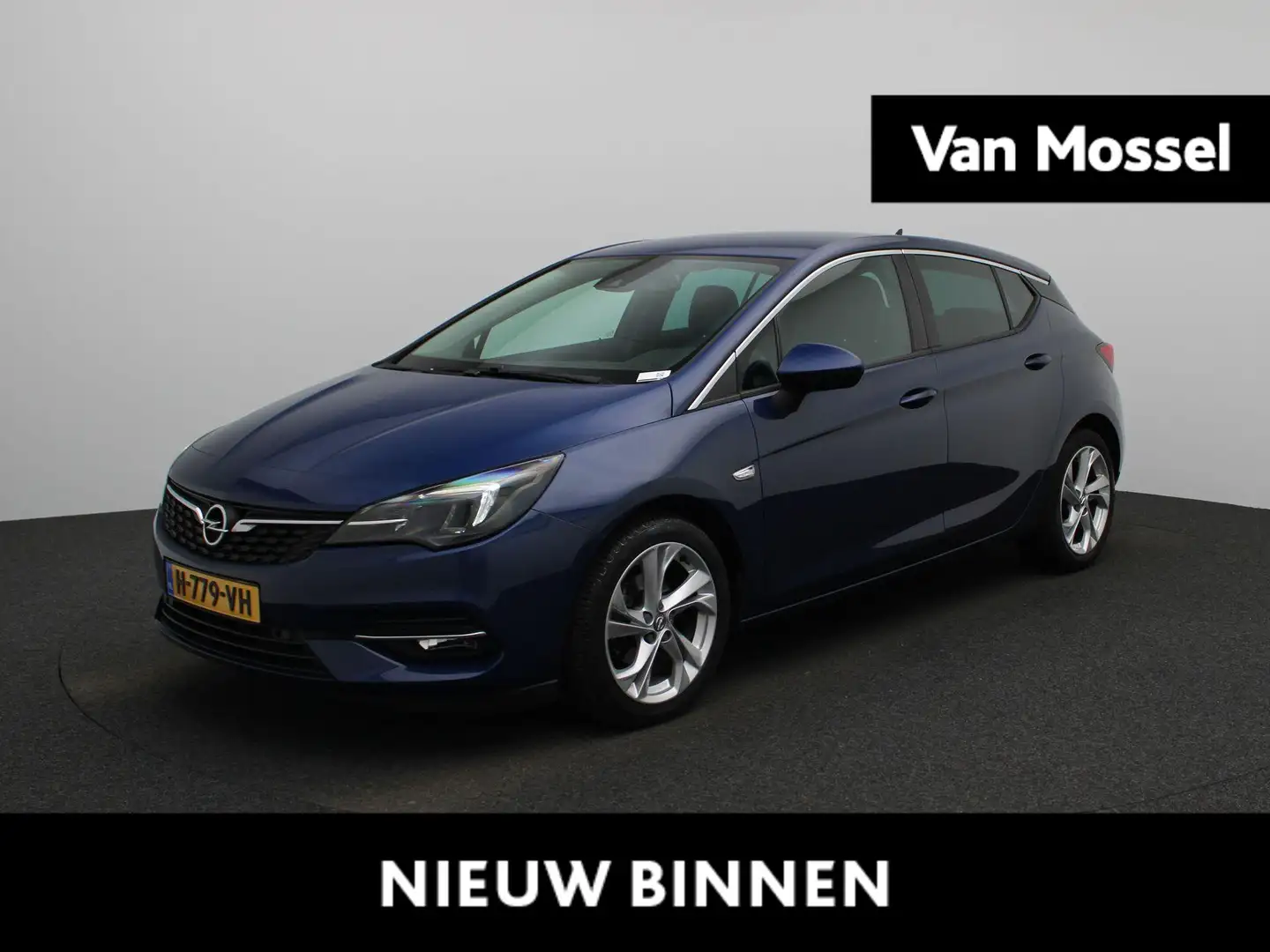 Opel Astra 1.2 Launch Elegance | LMV | Parkeer sensoren | Cam Blauw - 1