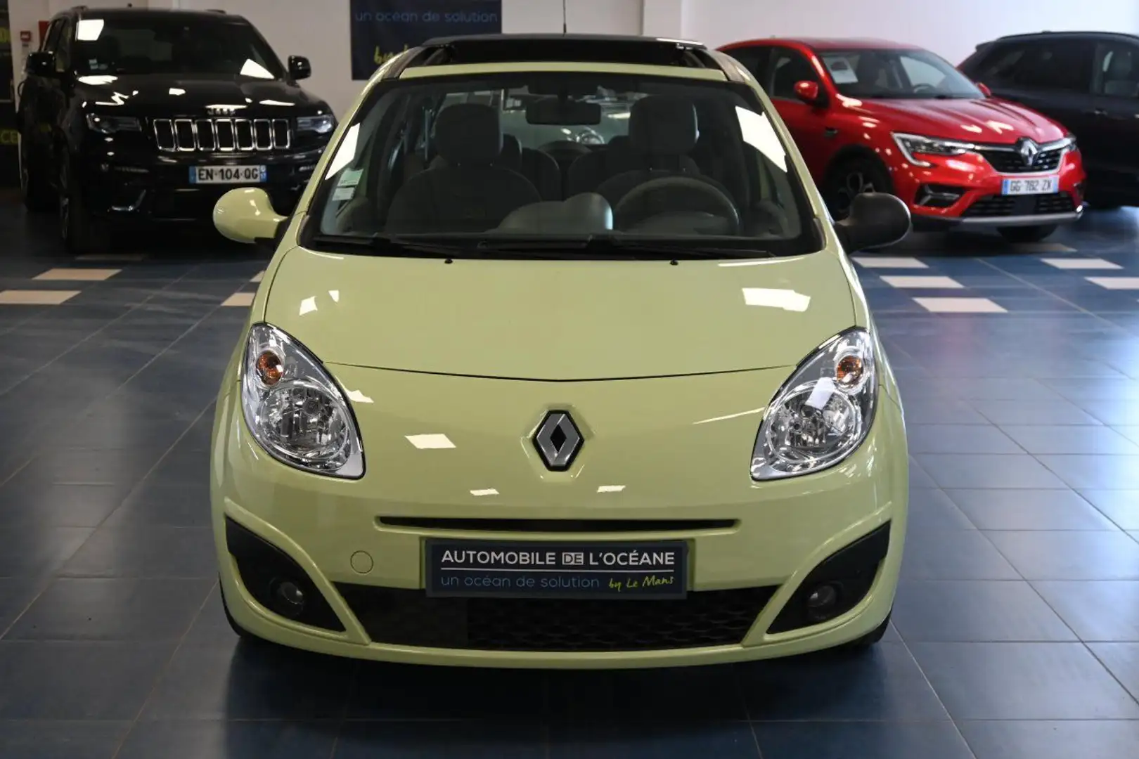 Renault Twingo II 1.2 LEV 16v 75 eco2 Trend Vert - 2