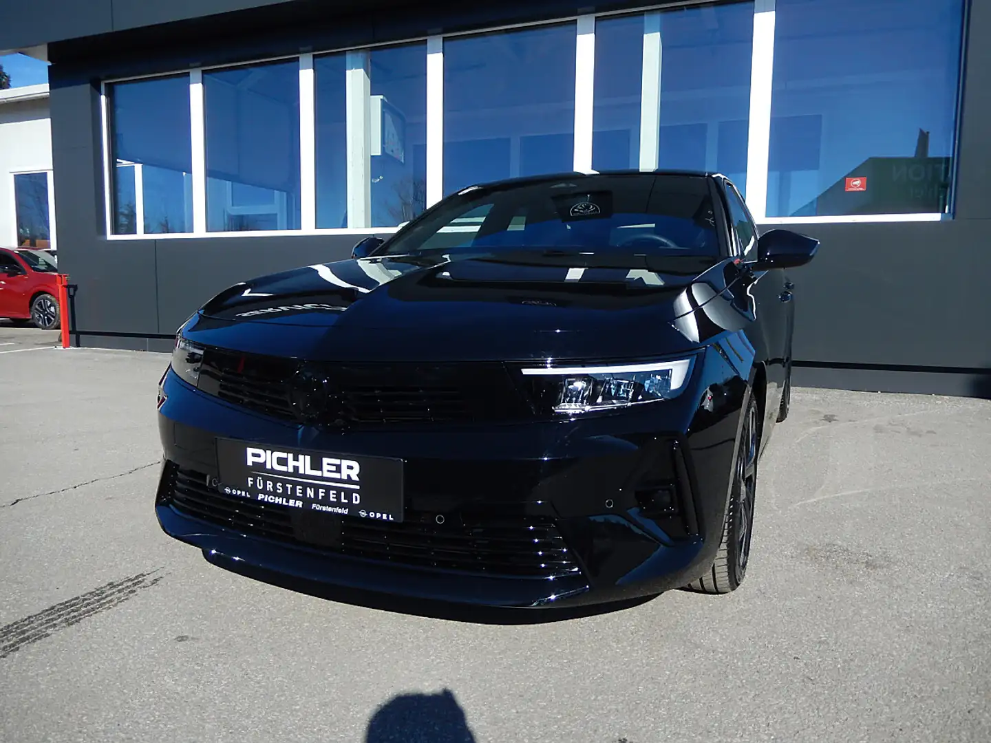 Opel Astra ST 1,2 Turbo GS Schwarz - 1