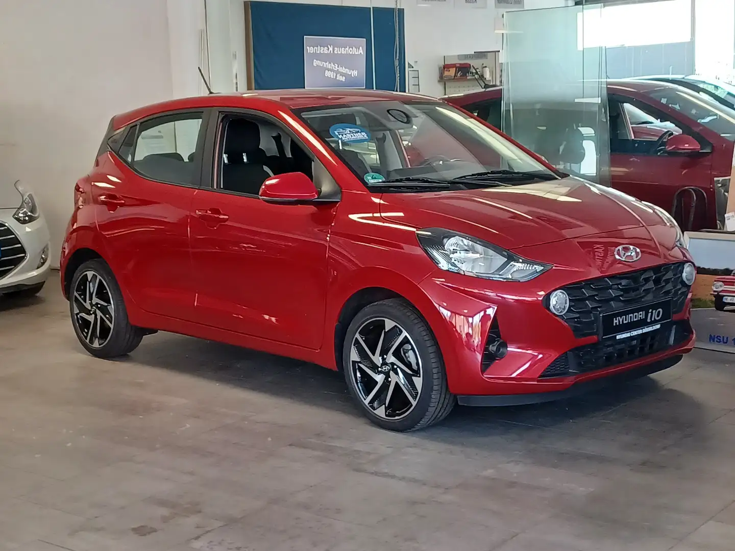 Hyundai i10 Trend Rot - 1