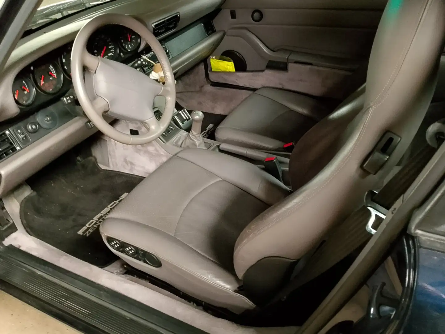 Porsche 911 993 C4 Blau - 2