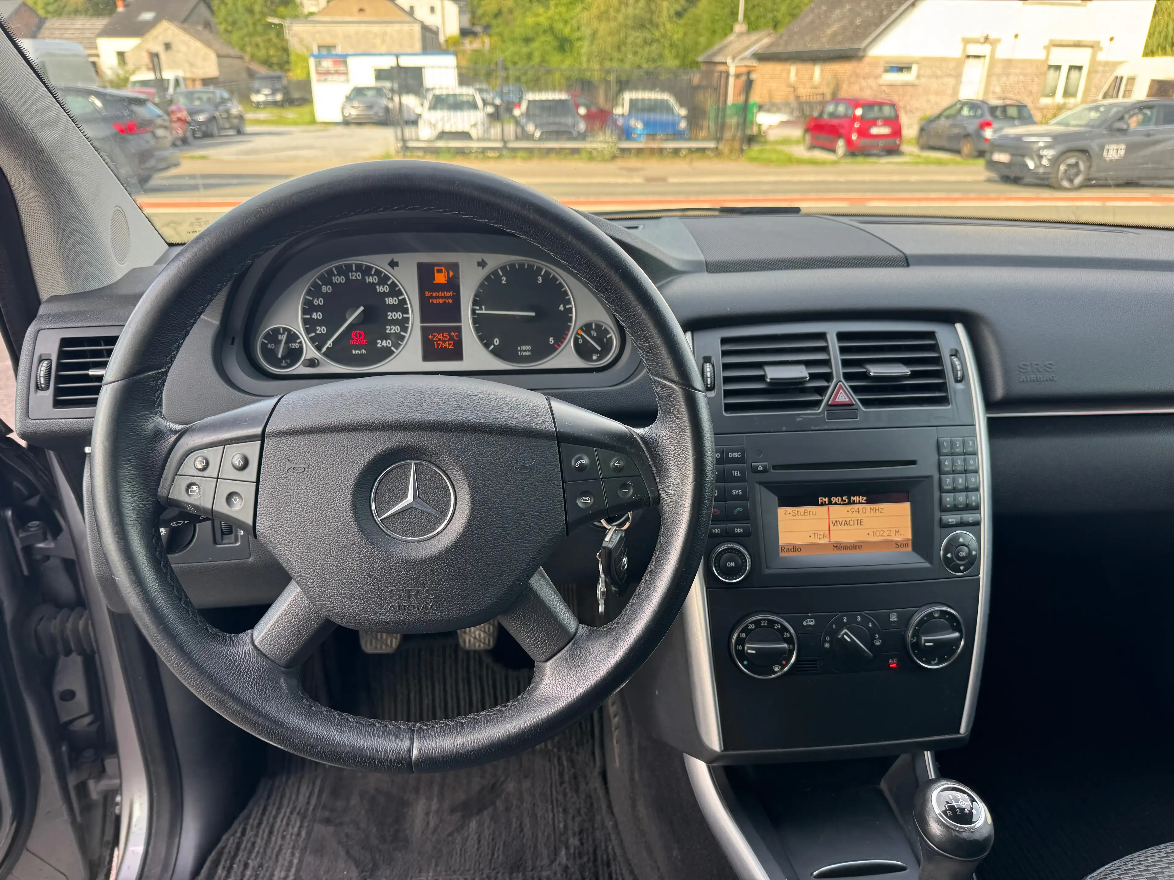 Mercedes-Benz B 180 B 180 CDI**FAIBLE KM**CLIM**TOP AUTO! — photo 11