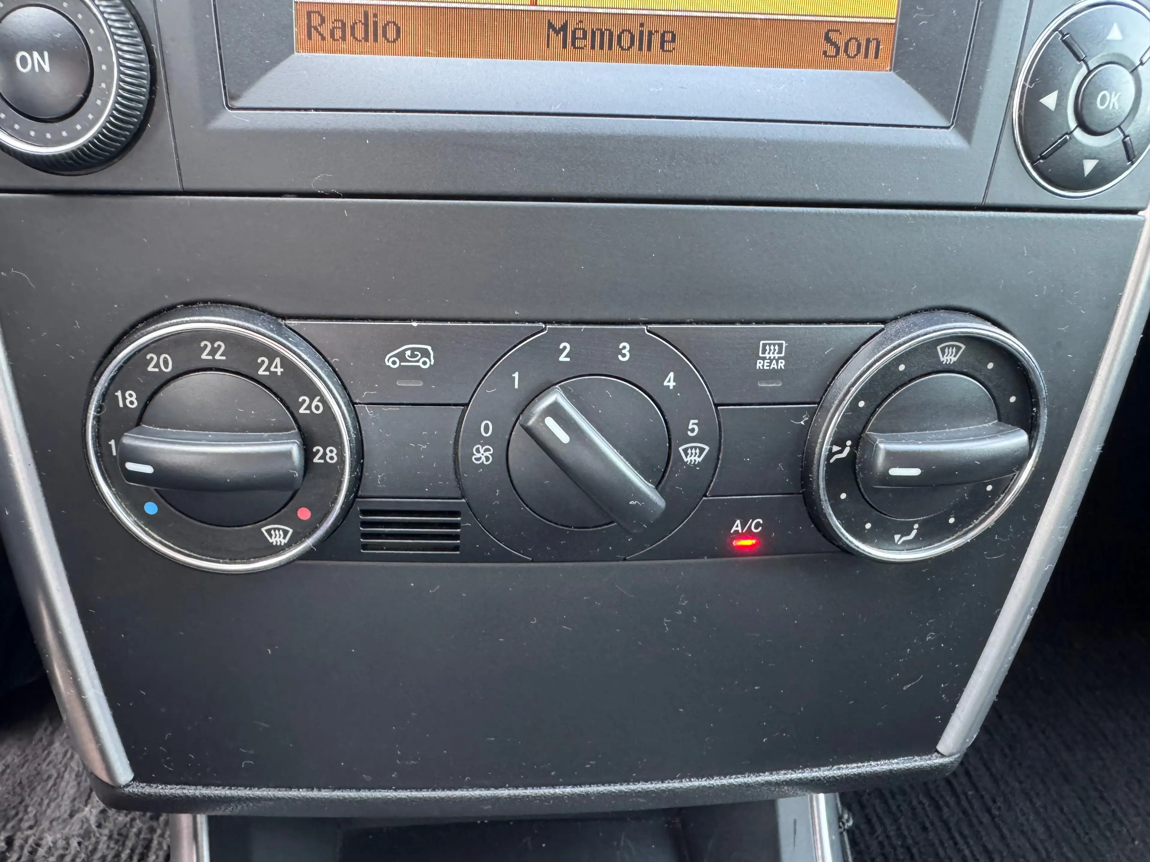 Mercedes-Benz B 180 B 180 CDI**FAIBLE KM**CLIM**TOP AUTO! — photo 15