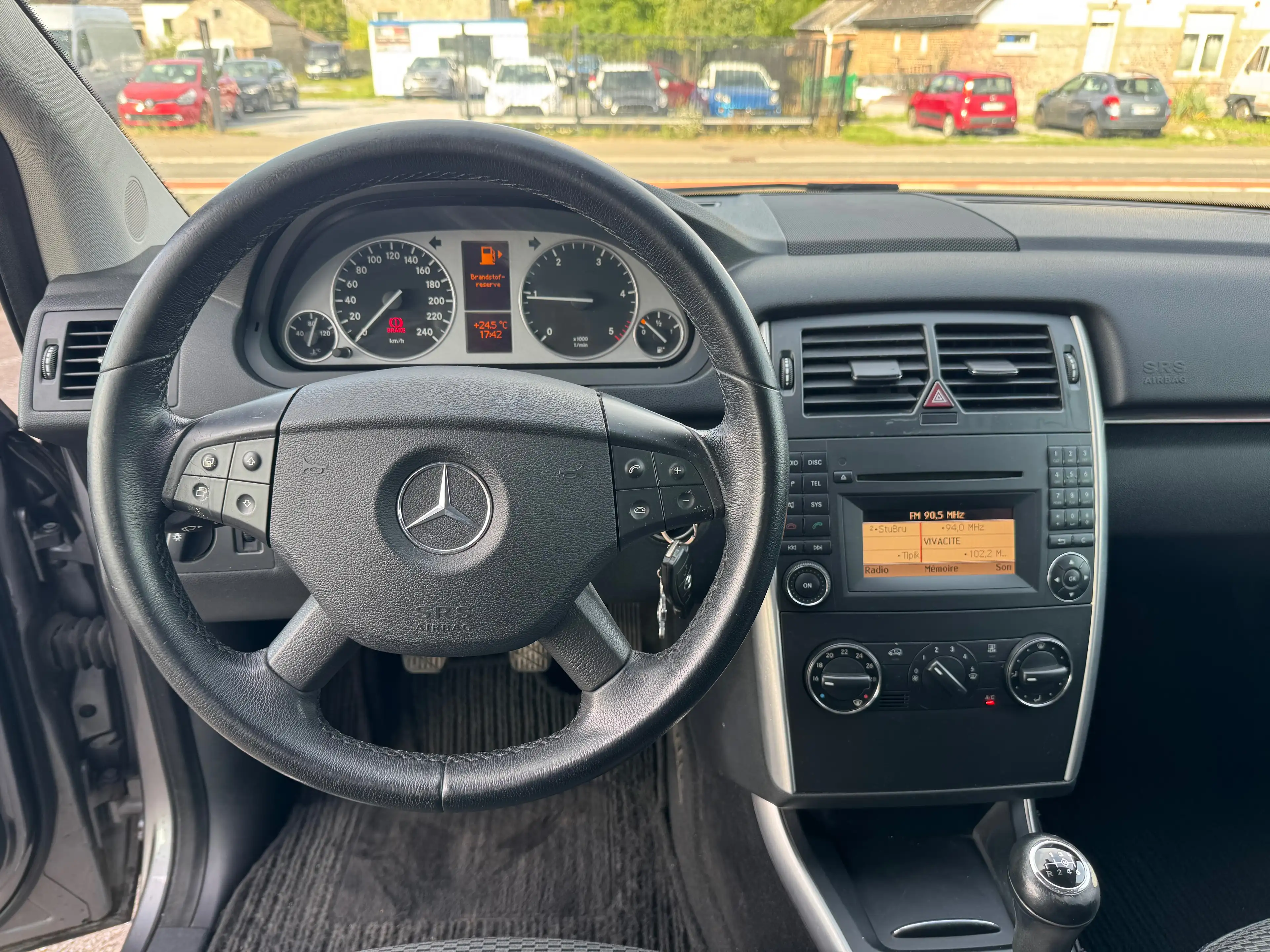 Mercedes-Benz B 180 B 180 CDI**FAIBLE KM**CLIM**TOP AUTO! — photo 12
